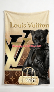 Louis Vuitton Black Panther Flannel Throw Blanket 278